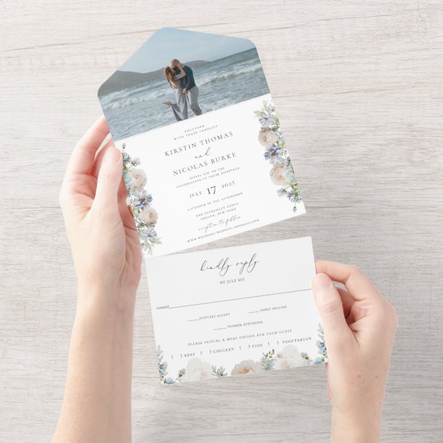 Invitation Tout En Un Dusty Blue Garden Floral Mariage Photo (Déchirure)