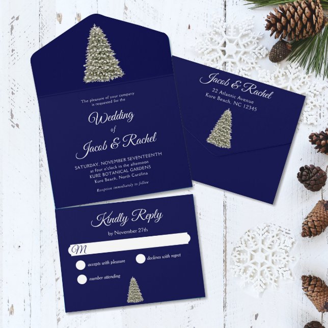 Invitation Tout En Un Élégant arbre de Noël lumineux Mariage bleu nuit (Christmas tree on dark blue background rustic wedding all-in-one send-and-seal invitation.)