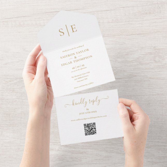 Invitation Tout En Un Élégant Code QR Monogramme Or Mariage (Déchirure)