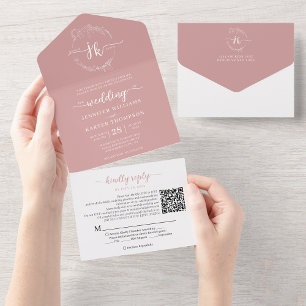 Invitation Tout En Un Élégant Floral Dusty rose Monogramme QR Code Maria