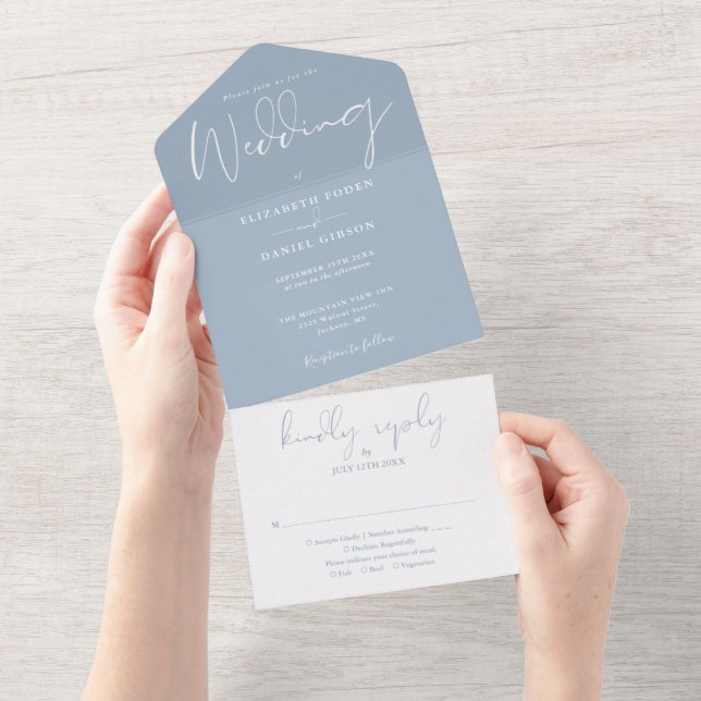 Invitation Tout En Un Élégant Monogramme Mariage Bleu Poussiéreux Script (Déchirure)