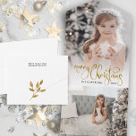 Invitation Tout En Un Elégant or Joyeux Noël Calligraphie<br><div class="desc">Accueil de vacances simple et élégant avec votre photo avec un filtre blanc opaque,  fausse parties scintillant or personnalisé Joyeux script de calligraphie de Noël et champs de texte modifiables.</div>