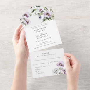 Invitation Tout En Un Élégant violet Pansy Floral Mariage