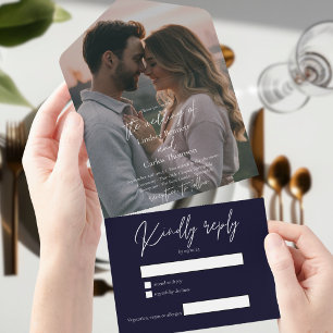Invitation Tout En Un Élégante photo de mariage moderne bleu marine fonc