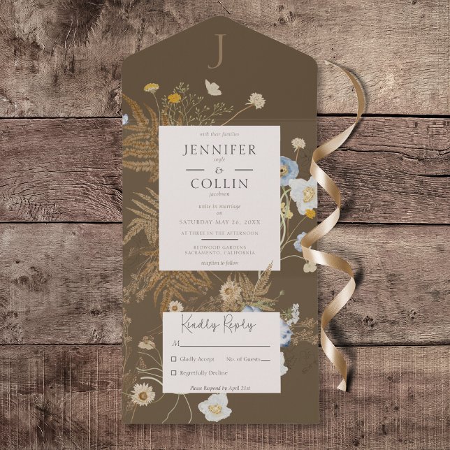 Invitation Tout En Un Fleur sauvage rustique Monogramme Brown Pas de dîn (Rustic Wildflowers Monogram Brown All in One Wedding Invitation without Dinner Options)