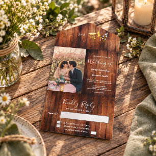 Invitation Tout En Un Fleurs sauvages rustiques sur photo en bois Mariag