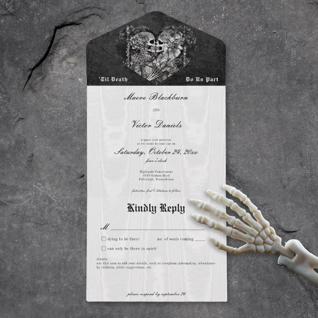 Invitation Tout En Un Gothique Noir & Blanc Squelette Couple Sans Dîner (Gothic Black & White Skeleton Couple No Dinner All In One Invitation)