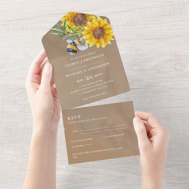 Invitation Tout En Un Invite de mariage avec RSVP des tournesols rustiqu (Déchirure)