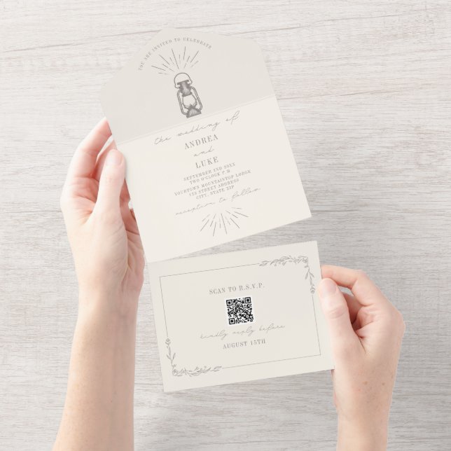 Invitation Tout En Un Lanterne rustique Améthyste QR Code RSVP (Déchirure)