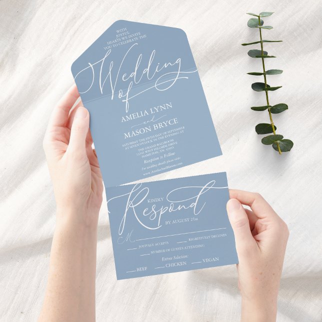 Invitation Tout En Un Mariage de script de calligraphie bleu et blanc Du (Dusty Blue Elegant Script Wedding Invitation All in One)