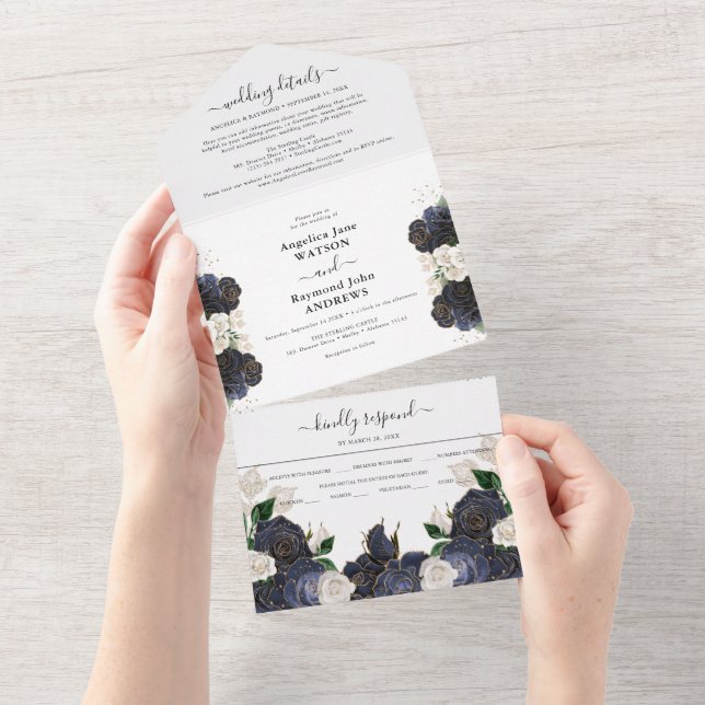 Invitation Tout En Un Mariage élégant avec du bleu marine et des fleurs  (Déchirure)