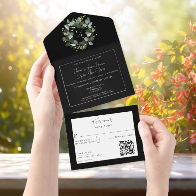 Invitation Tout En Un Monogramme moderne Eucalyptus Wreath Black (Black Modern Monogram Eucalyptus Wreath All in One Wedding Invitation)