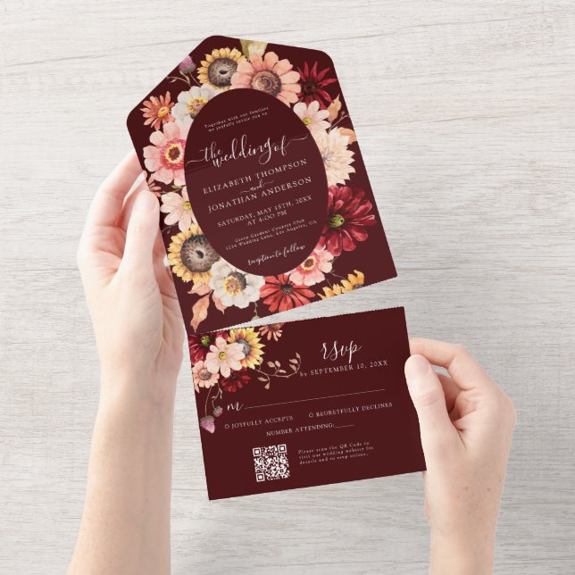 Invitation Tout En Un Moody Fall Burgundy Floral Sunflower OR Code (Déchirure)