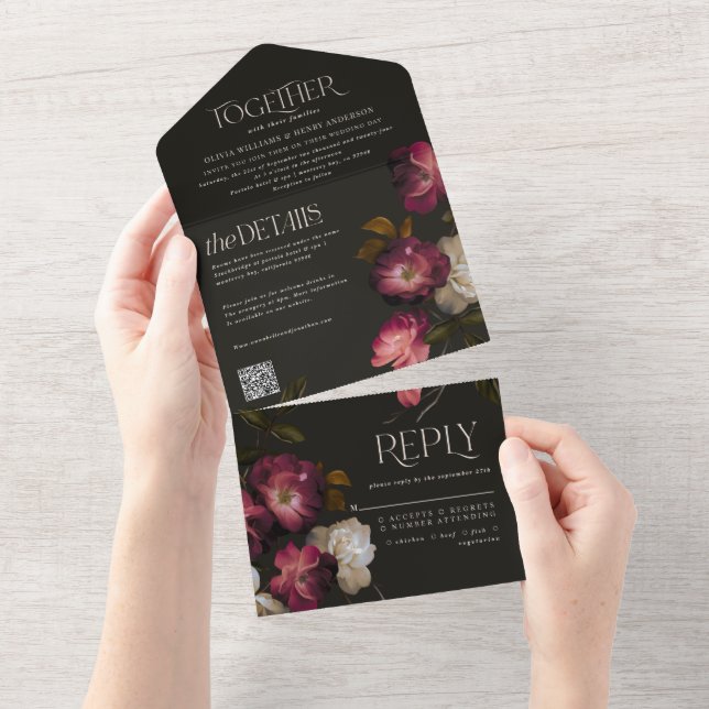Invitation Tout En Un Moody Floral Dark Chic Burgundy Wedding QR Code (Déchirure)
