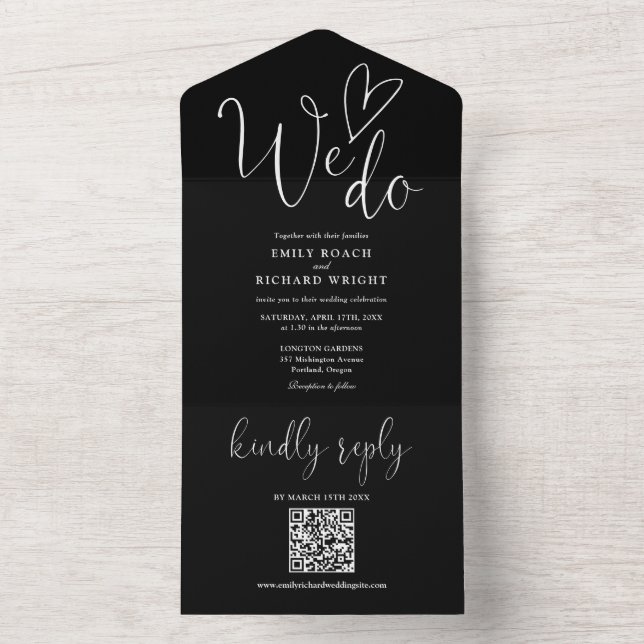 Invitation Tout En Un Nous Aimons Coeur QR Code Mariage noir et blanc (À l'intérieur)