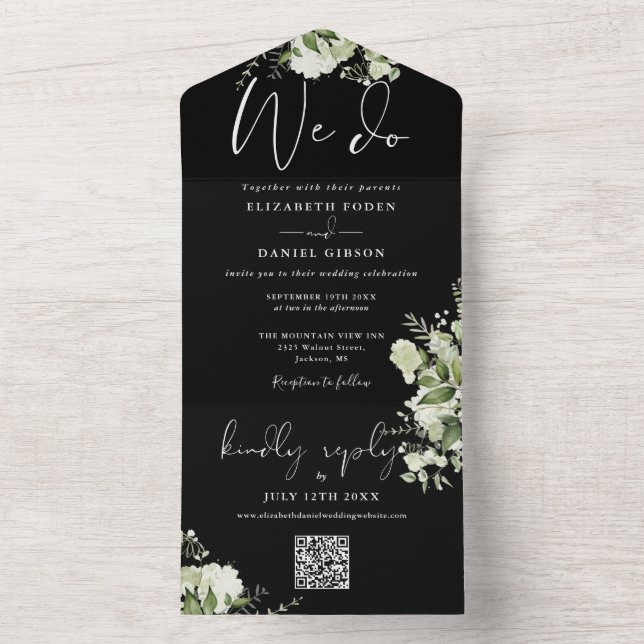 Invitation Tout En Un Nous faisons Verdure QR Code Mariage noir et blanc (À l'intérieur)