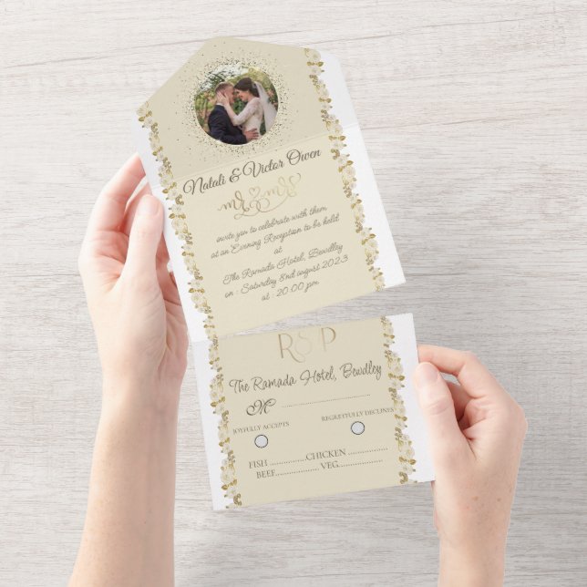 Invitation Tout En Un personalizada con la foto y palomas con anillos (Déchirure)