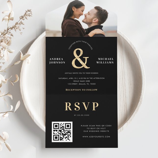 Invitation Tout En Un Photo moderne et or Ampersand Mariage QR Code (Créateur téléchargé)
