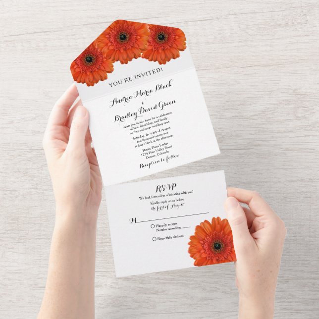 Invitation Tout En Un Réponse de mariage floral de marguerite de Gerbera (Déchirure)