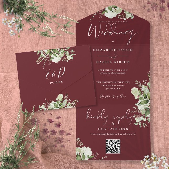 Invitation Tout En Un Rosewood Rose Fleurs QR Code Monogramme Mariage (Rosewood Pink Greenery QR Code Monogram Wedding All In One Invitation)