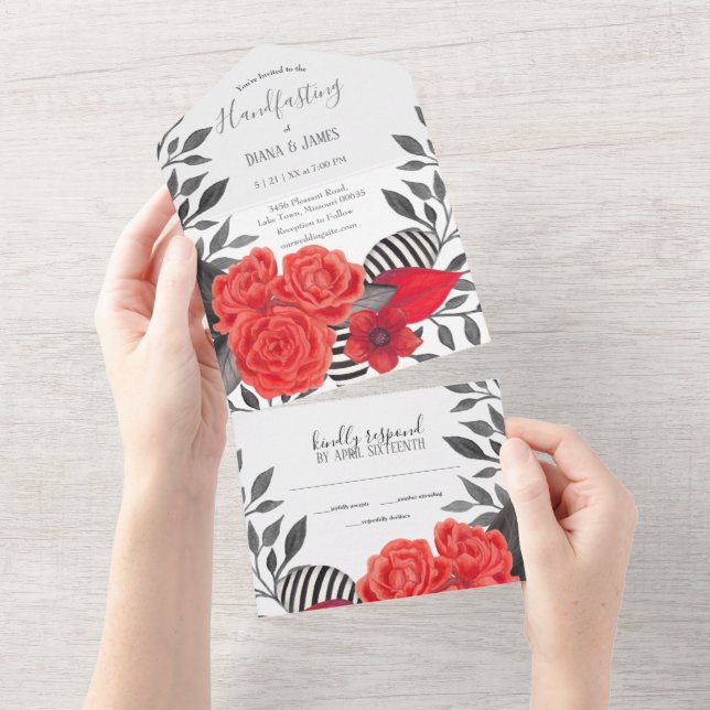 Invitation Tout En Un Rouge et noir Gothique Floral Handfasting (Déchirure)