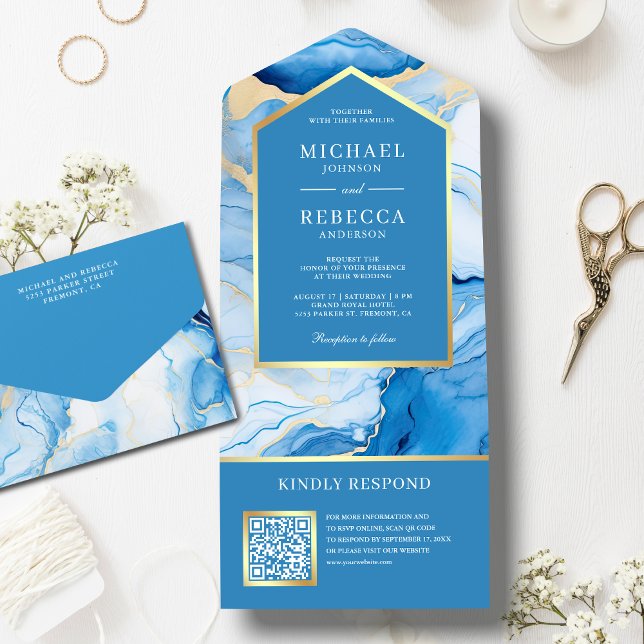 Invitation Tout En Un Sky Blue Gold Abstrait Fluid Ink QR Code Mariage (Créateur téléchargé)
