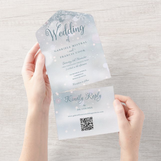 Invitation Tout En Un Snowflakes QR Code Monogramme Mariage hivernal (Déchirure)