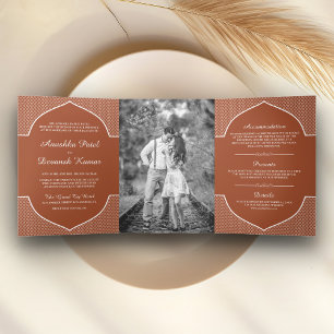 Invitation Trois Volets Arc Ethnique Indien en Terre Cuite Rustique pour M