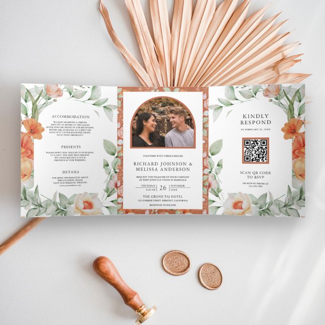 Invitation Trois Volets Boho Arch Terrien Floral Code QR Mariage (Créateur téléchargé)