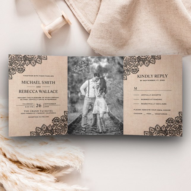 Invitation Trois Volets Burlap rustique et Mariage de dentelle noire (Créateur téléchargé)