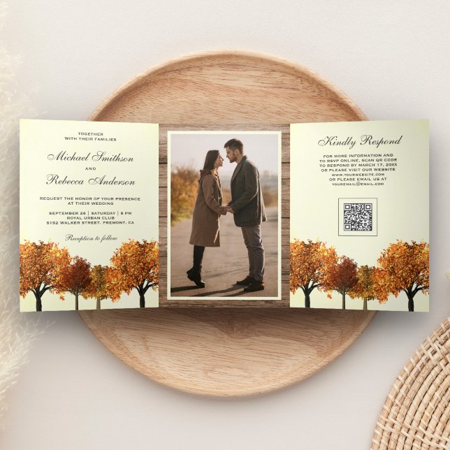 Invitation Trois Volets Code QR de mariage forêt d'automne arbres d'automn (Créateur téléchargé)