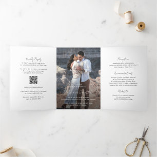 Invitation Trois Volets Code QR de photo élégant pour mariage moderne