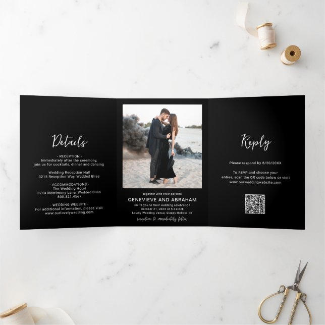 Invitation Trois Volets Code QR de photo noir propre mariage moderne (Intérieur)