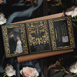 Invitation Trois Volets Code QR du Mariage d'épée médiévale noire<br><div class="desc">Annoncez votre mariage en style avec cette invitation tricotée de cet imaginaire médiéval ! Cet invitation présente une épée d'or majestueuse et des fleurs, avec une photo spéciale du couple contre un arrière - plan noir, le parfait mélange de romantisme et d'aventure. REMARQUE : Cette conception ne comporte PAS de...</div>