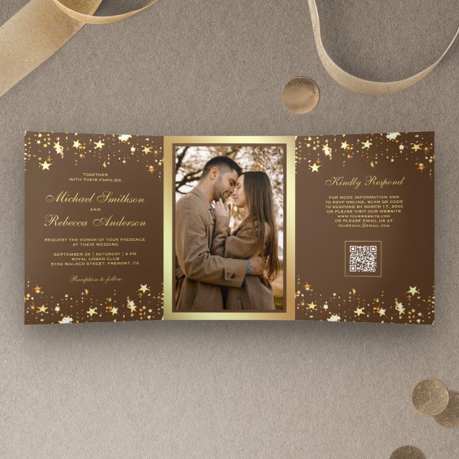 Invitation Trois Volets Code QR Mariage Confettis Étoiles Dorées Brun Fonc (Créateur téléchargé)