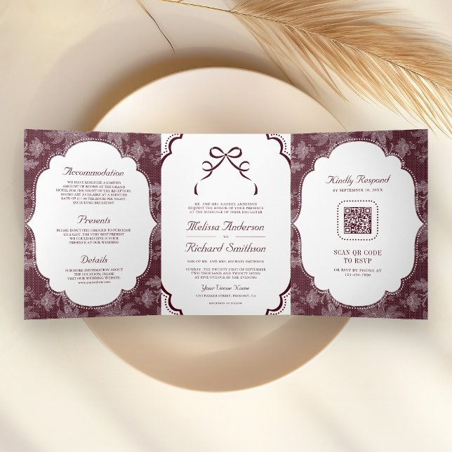 Invitation Trois Volets Code QR Mariage Coquette Dentelle Blanche Bourgogn (Créateur téléchargé)
