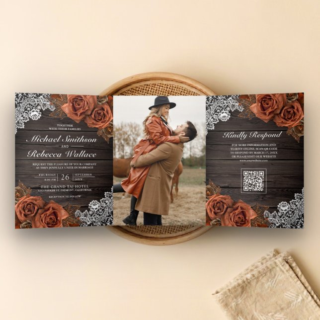 Invitation Trois Volets Code QR Mariage Rose Terracotta Poussiéreuse Bois  (Créateur téléchargé)