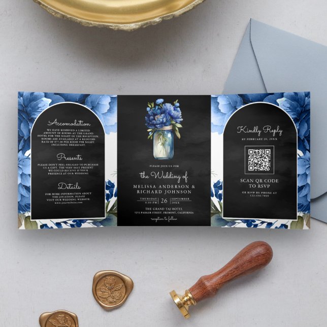 Invitation Trois Volets Code QR Mariage Royal Bleu Floral Bocal Noir (Créateur téléchargé)