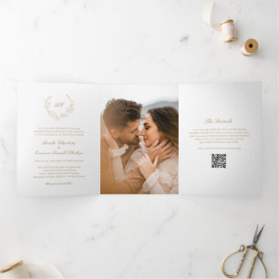 Invitation Trois Volets Couronne de mariage élégante avec monogramme QR Co