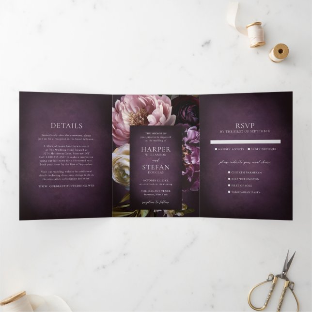 Invitation Trois Volets Dark Purple Fine Art Floral Elegant Wedding (Intérieur)