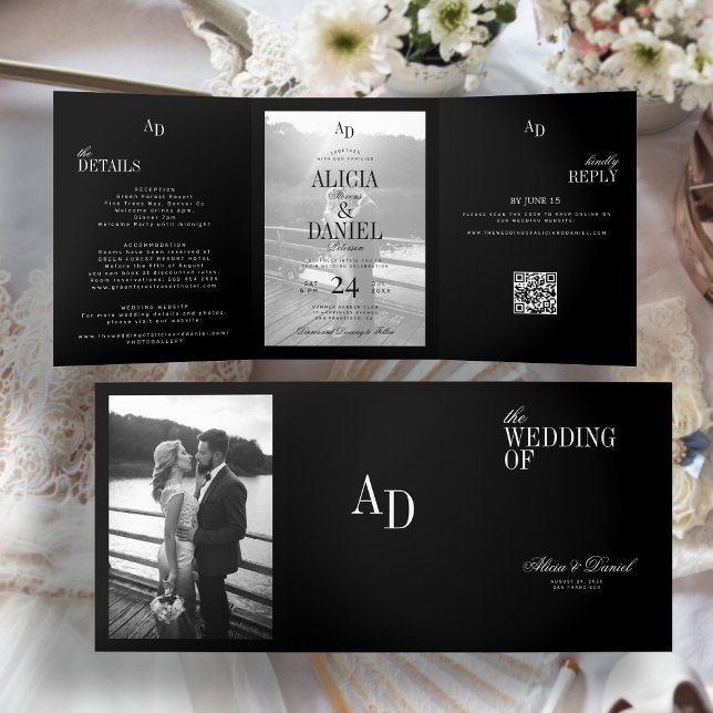 Invitation Trois Volets Elegant black wedding photo RSVP QR all in one (Créateur téléchargé)