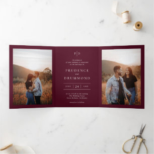 Invitation Trois Volets Élégant Code QR Bordeaux Profond Mariage Classique