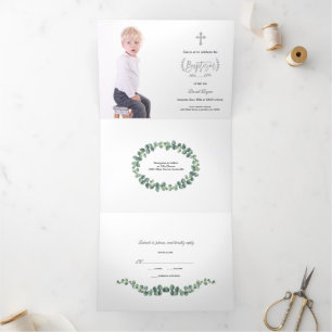 Invitation Trois Volets Elégant Eucalyptus Green Boy Photo Baptême