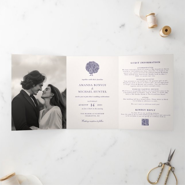 Invitation Trois Volets Élégant Peacock Vintage Midnight Blue Mariage (Intérieur)