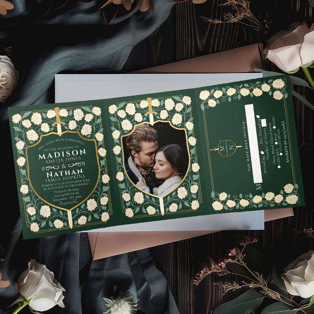 Invitation Trois Volets Epée & Bouclier Imaginaire médiéval Mariage vert (Créateur téléchargé)