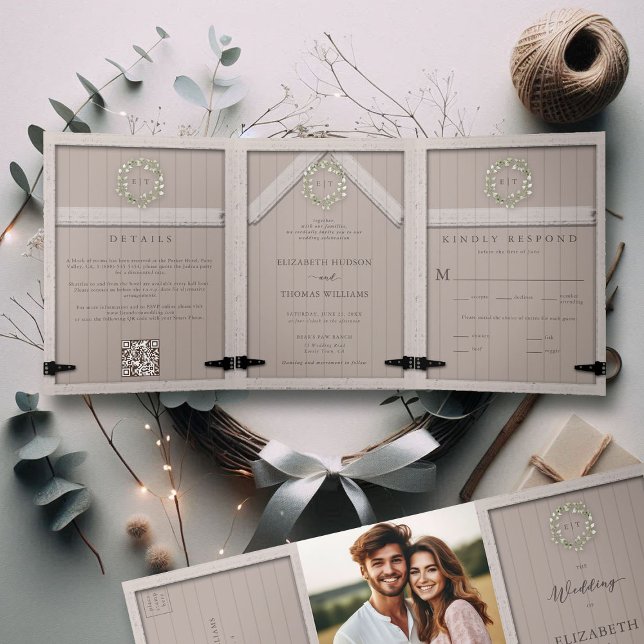 Invitation Trois Volets Grotte rustique Bois Eucalyptus Crest Élégant Mari (rustic barn wedding invitation all in one eucalyptus crest light wood country cottage farm formal)