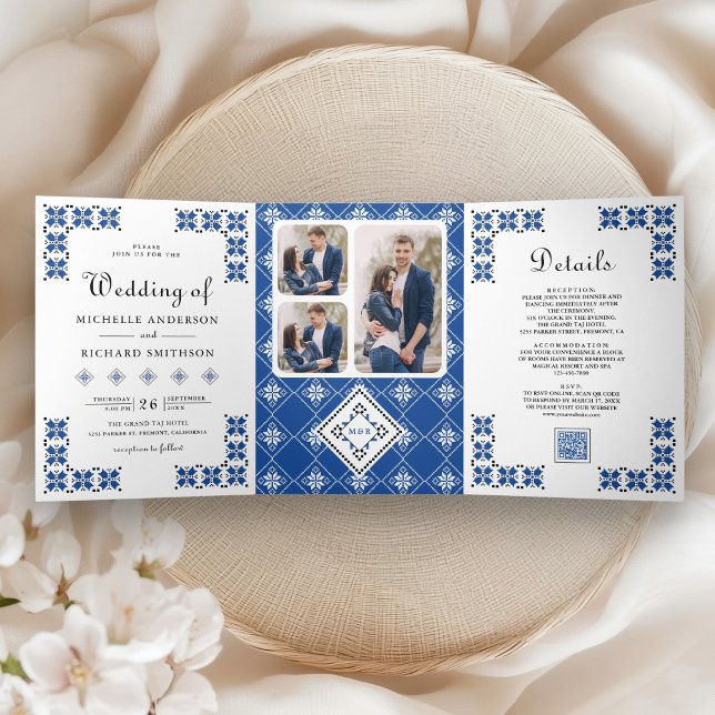 Invitation Trois Volets Mariage à code QR de broderie ukrainienne bleu noi (Créateur téléchargé)