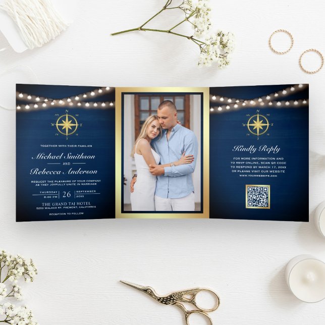 Invitation Trois Volets Mariage Code QR Boussole Dorée Navale (Créateur téléchargé)