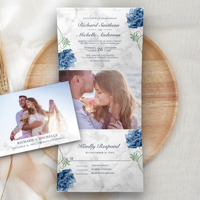 Invitation Trois Volets Mariage Floral aux Hydrangeas Bleu Poussiéreux et  (Créateur téléchargé)