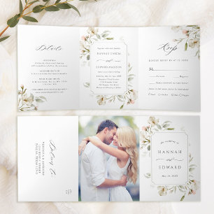 Invitation Trois Volets Mariage Floral Élégant au Sage Blush Blanc